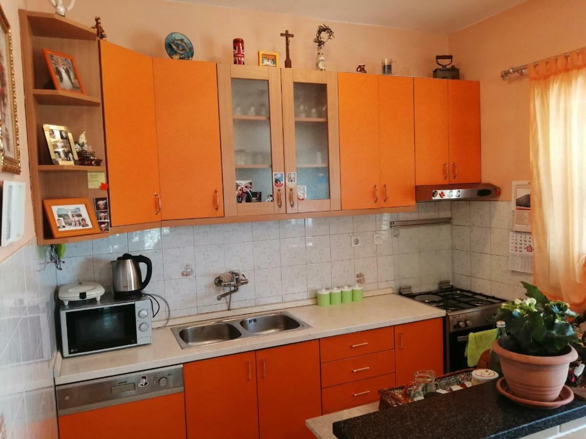 Apartments Mira Jadrtovac Exterior foto
