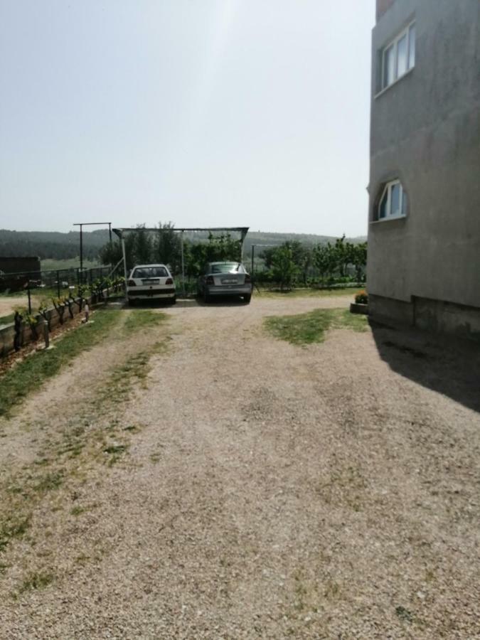 Apartments Mira Jadrtovac Exterior foto